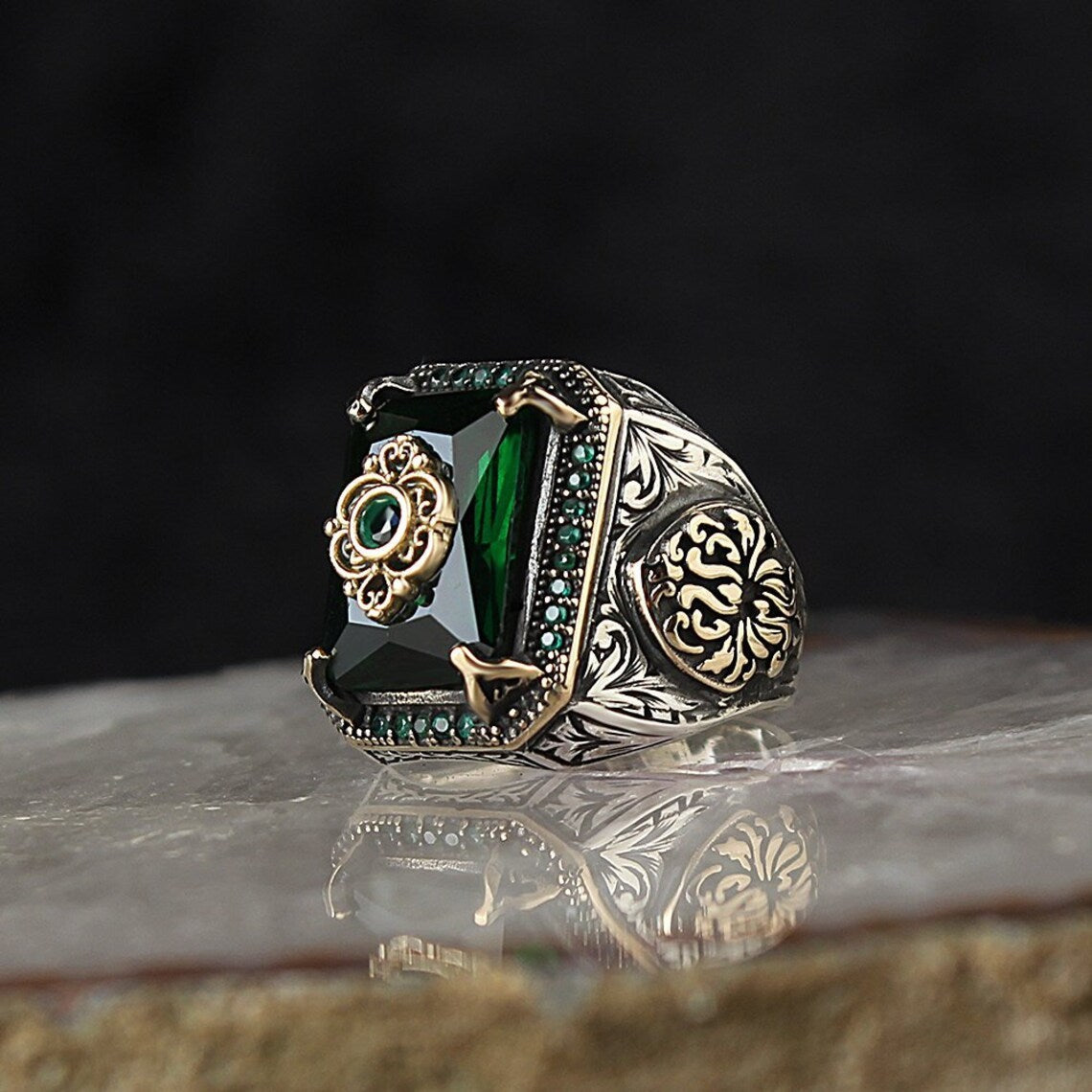 The Zira Ring